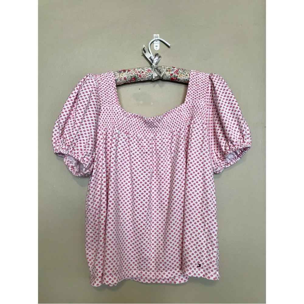 Tommy Hilfiger Floral Smocked Cotton Top